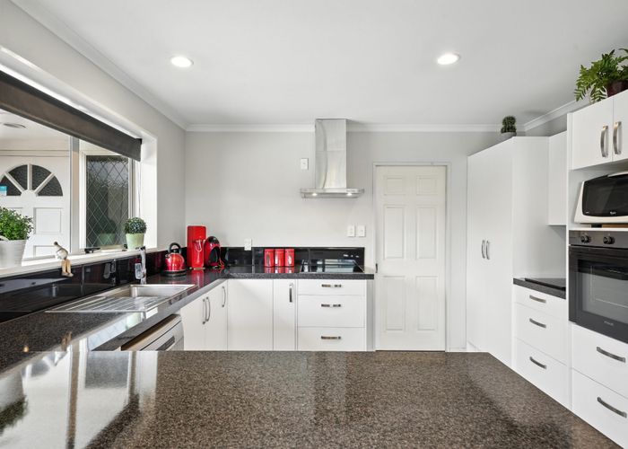  at 2 Empress Place, Halswell, Christchurch City, Canterbury