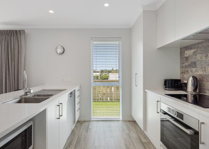  at 20 Dunrobbin Place, Gate Pa, Tauranga