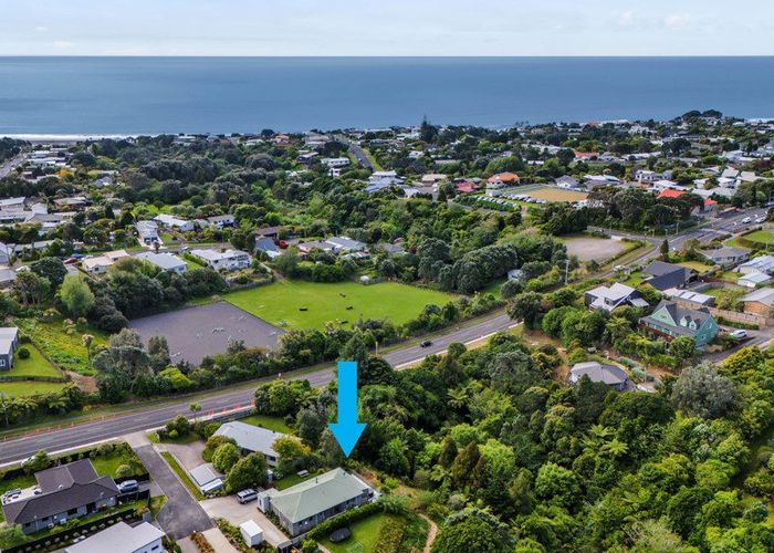  at 1185B South Road, Oakura