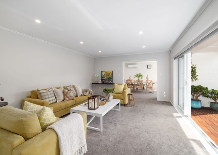  at 73 Grahams Road, Burnside, Christchurch