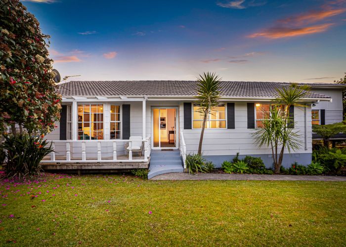  at 76 Wirihana Road, Titirangi, Waitakere City, Auckland