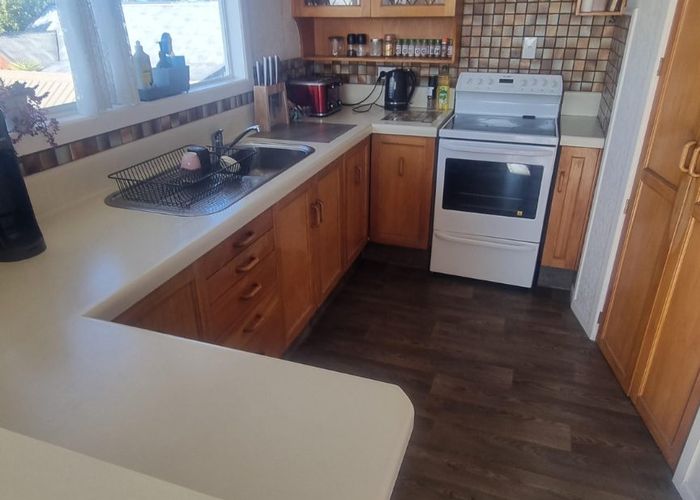  at 696 Papamoa Beach Road, Papamoa Beach, Papamoa