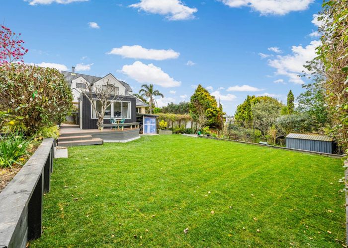  at 118 Sandspit Road, Shelly Park, Manukau City, Auckland