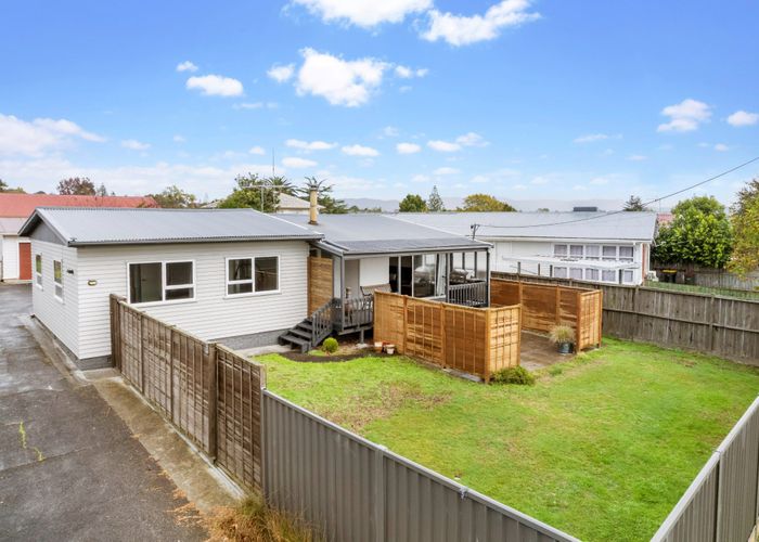  at 99A Mcleod Road, Te Atatū South, Auckland