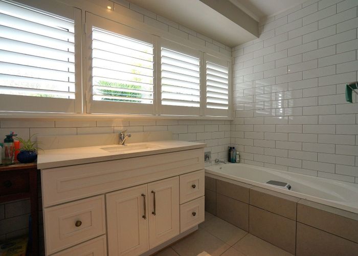  at 6 Magnolia Avenue, Opaheke, Papakura, Auckland