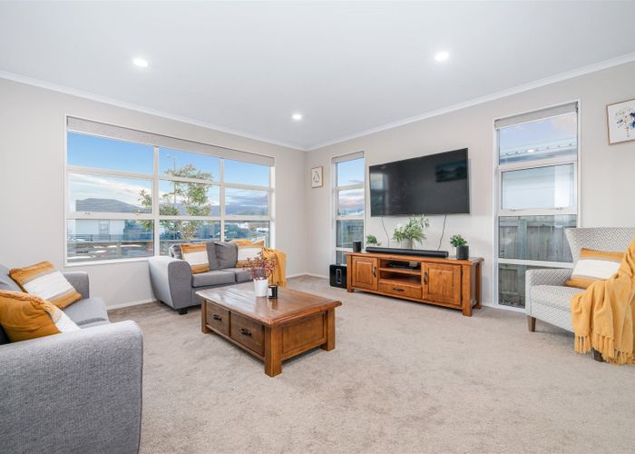  at 17 Aporo Drive, Kumeu