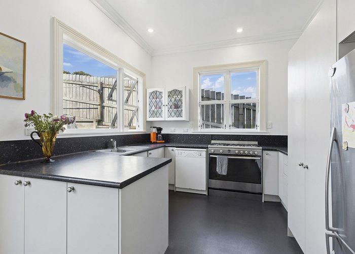  at 7 Vera Street, Karori, Wellington, Wellington