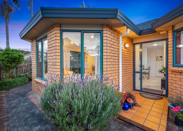  at 19 Angel Way, Stanmore Bay, Whangaparaoa
