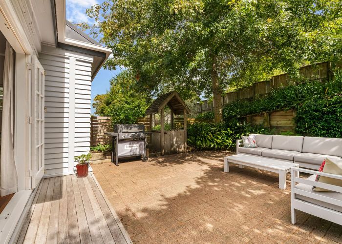  at 14 Springtime Crescent, Stanmore Bay, Rodney, Auckland