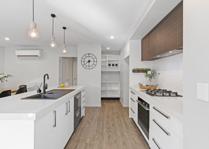 at 33 Tiny Hill Drive, Rolleston, Rolleston
