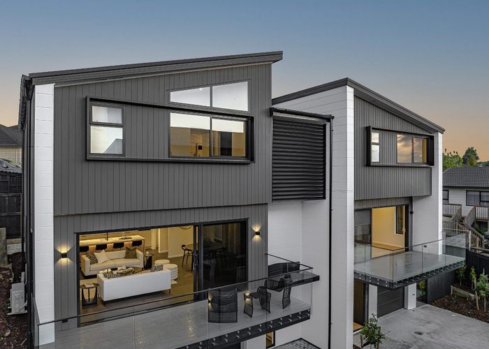  at 8  Stockade View Lane, Howick, Manukau City, Auckland