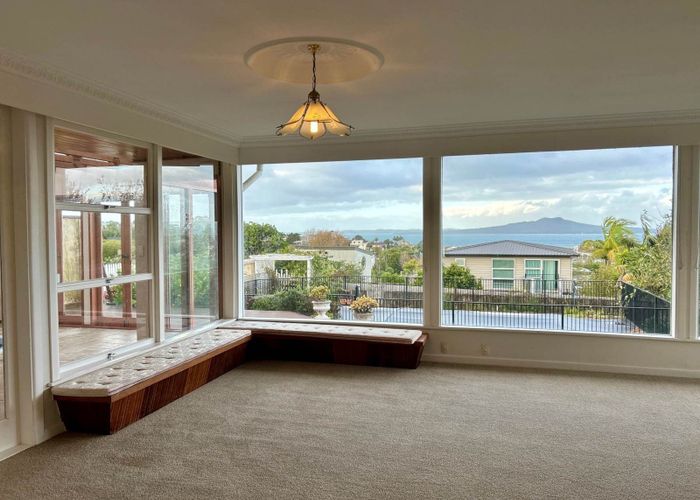  at 129 East Coast Road, Castor Bay, North Shore City, Auckland