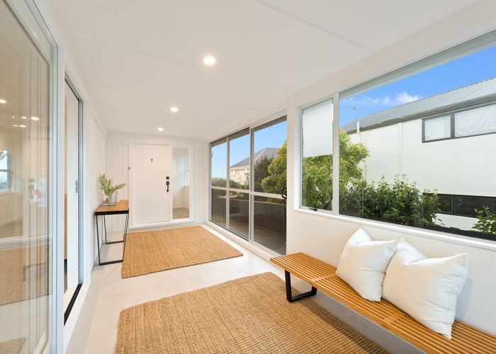  at 96 Pupuke Road, Hillcrest, Auckland