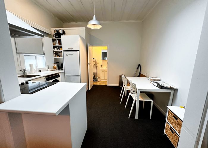  at 2/43 Crummer Road, Grey Lynn, Auckland City, Auckland