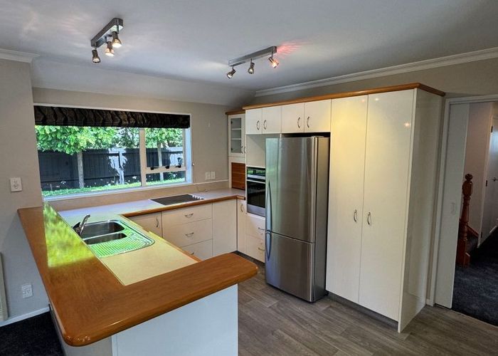  at 281B Memorial Avenue, Burnside, Christchurch City, Canterbury