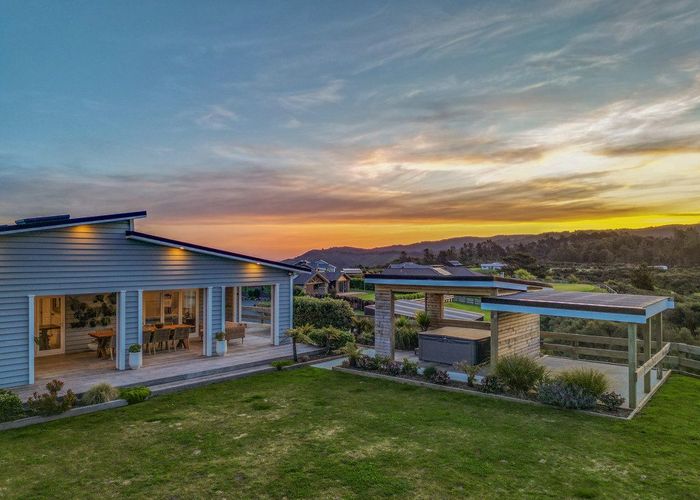  at 211 Fairview Drive, Birchville, Upper Hutt