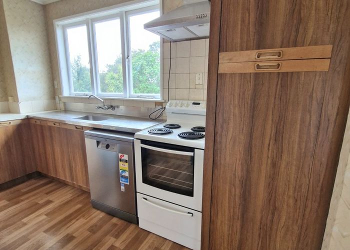 at 4 Milich Terrace, Te Atatu South, Waitakere City, Auckland