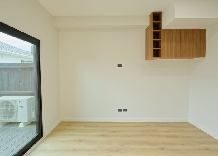  at 4/74 Burundi Avenue, Clendon Park, Manukau City, Auckland