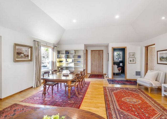  at 19 Garreg Road, Fendalton, Christchurch City, Canterbury