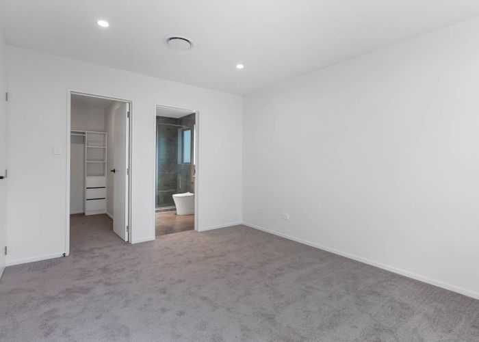  at 9  Shropshire Street, Karaka, Franklin, Auckland