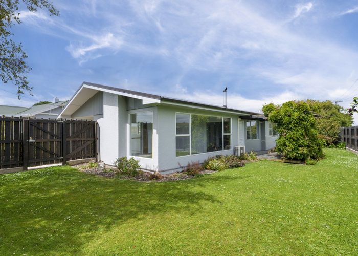  at 2 Argyle Street, Weston, Oamaru