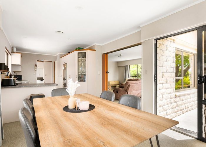  at 6 Hunter Avenue, Richmond