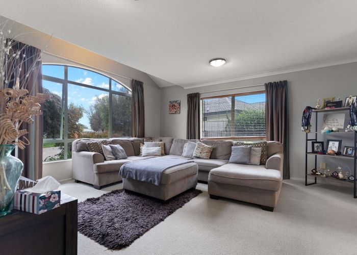  at 10 Ada Place, Fairview Downs, Hamilton