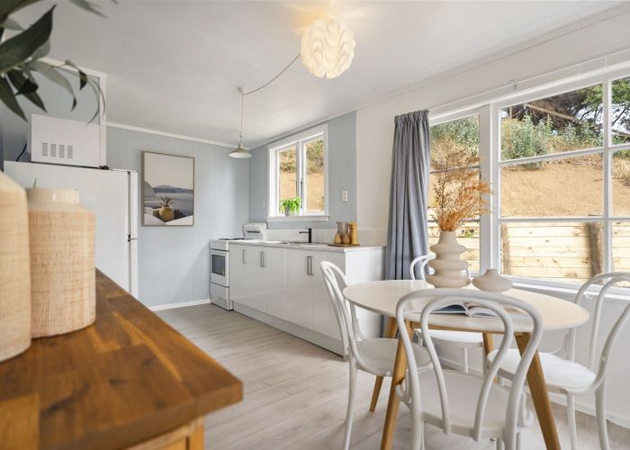  at 8 Signal Street, Foxton Beach, Horowhenua, Manawatu / Whanganui