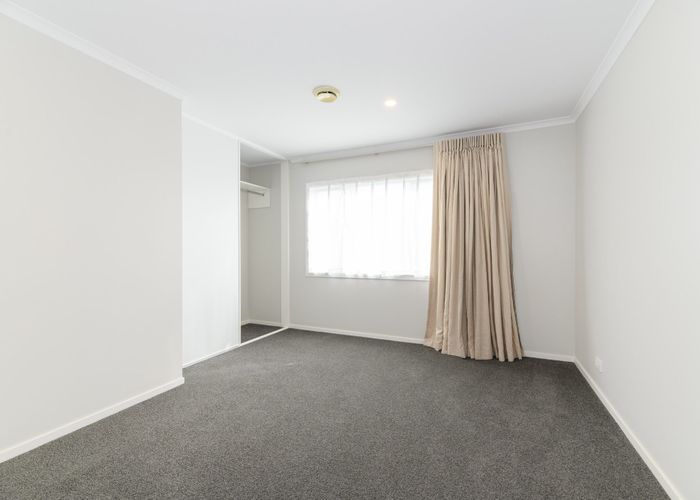  at 2 Waiohua Road, Greenlane, Auckland