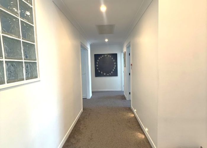  at 1 Celina Place, Browns Bay, North Shore City, Auckland