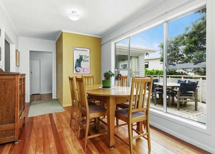  at 27 Hampton Hill Road, Tawa, Wellington, Wellington