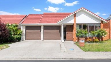  at 32 Tarapiroe Avenue, Takanini