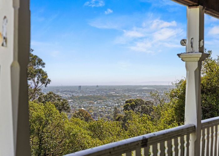  at 8 MacMillan Avenue, Cashmere, Christchurch City, Canterbury