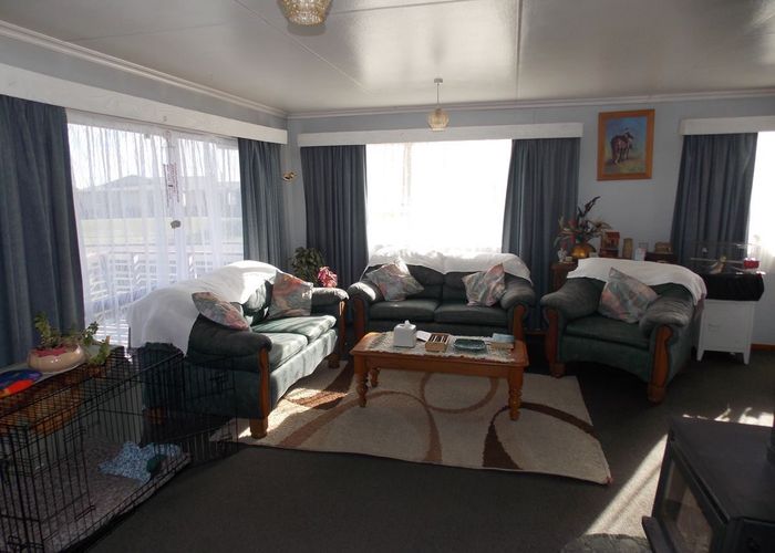  at 122 BENMORE AVENUE, Cloverlea, Palmerston North, Manawatu / Whanganui