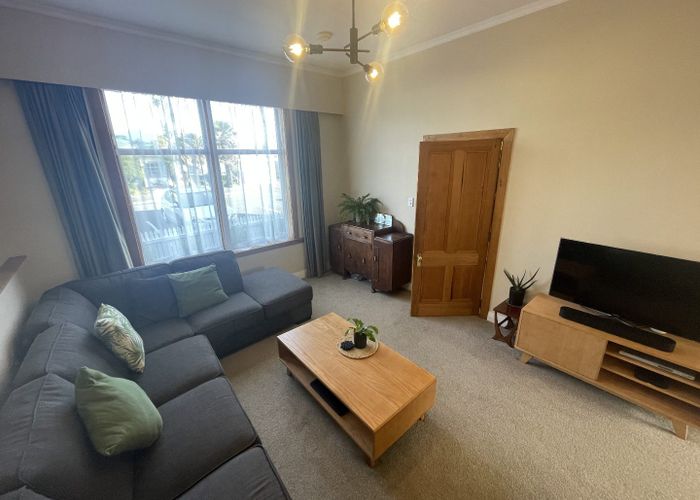  at 10 Hector Street, Petone, Lower Hutt