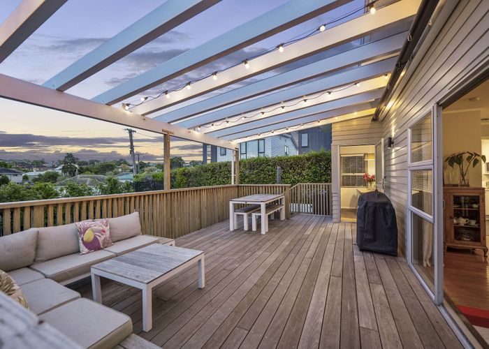  at 1/19 Montgomery Avenue, Belmont, North Shore City, Auckland