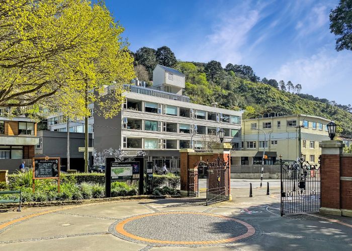  at 005/20 Glenmore Street, Thorndon, Wellington, Wellington