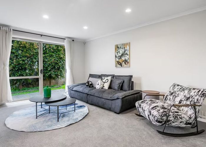  at 5 Sunvista Avenue, Oteha, North Shore City, Auckland