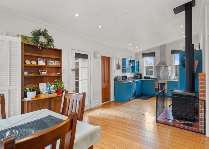  at 76 Essex Street, Masterton