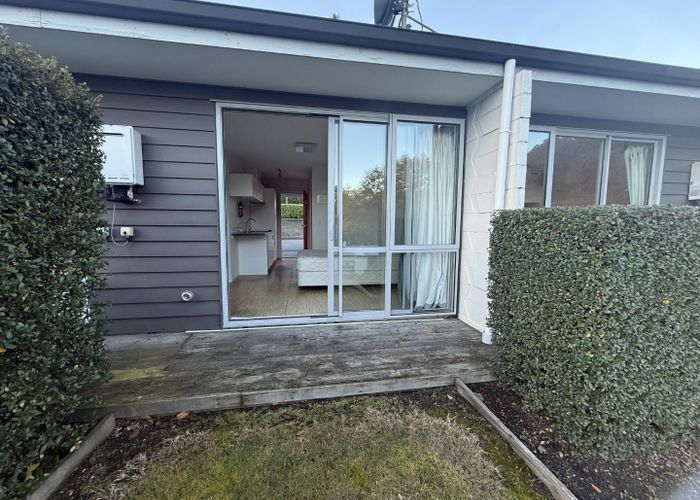  at 14/4 Lake Avenue, Frankton, Queenstown-Lakes, Otago