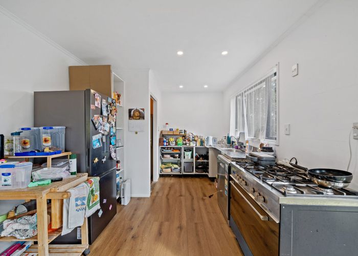 at 184 Don Buck Road, Massey, Auckland