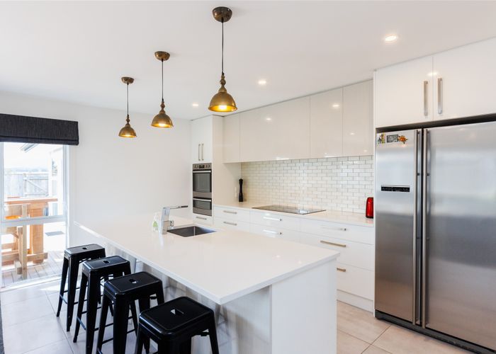  at 118 Johnstone Drive, Fitzherbert, Palmerston North