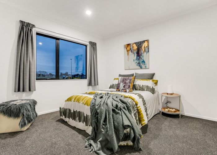  at 24 Watchfield Close, Mangere, Manukau City, Auckland