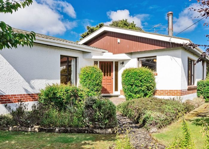  at 18 Black Road, Otatara