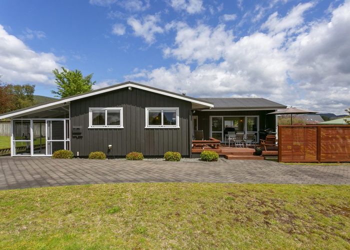  at 13 Yasmin Lane, Kinloch