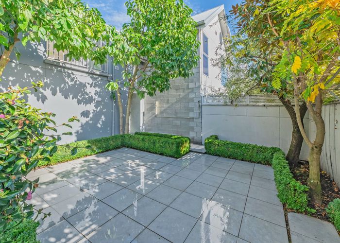  at 4/1010 Colombo St, St. Albans, Christchurch City, Canterbury