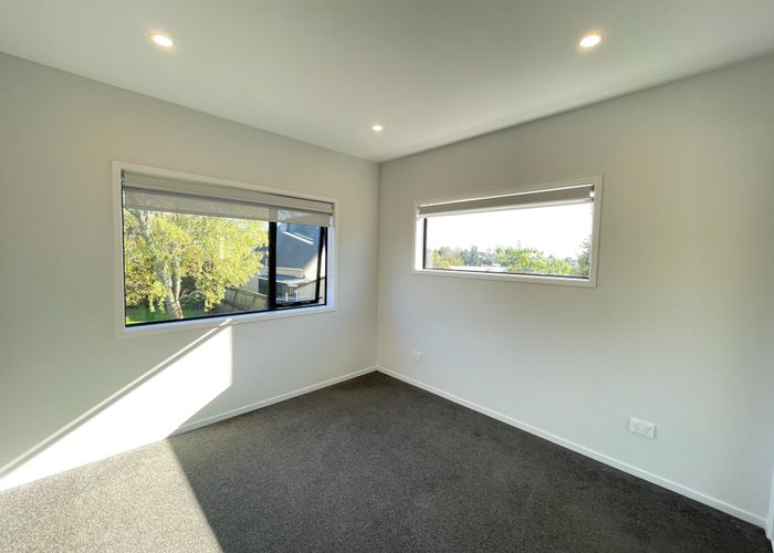  at 8/8 Valron Road, Te Atatu South, Waitakere City, Auckland
