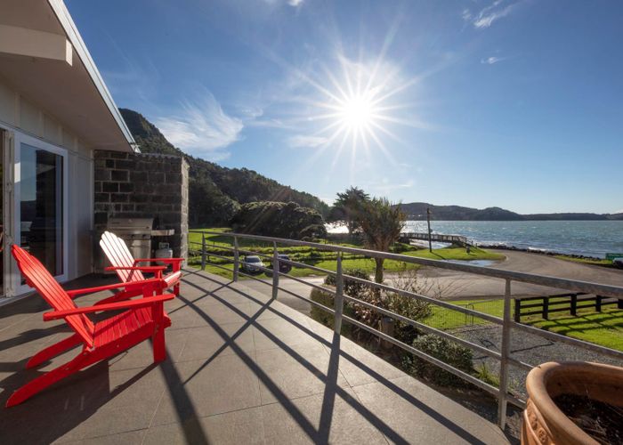  at 6 Whatipu Road, Huia, Auckland