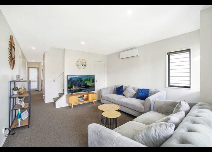  at 15 Divide Loop, Takanini, Papakura, Auckland