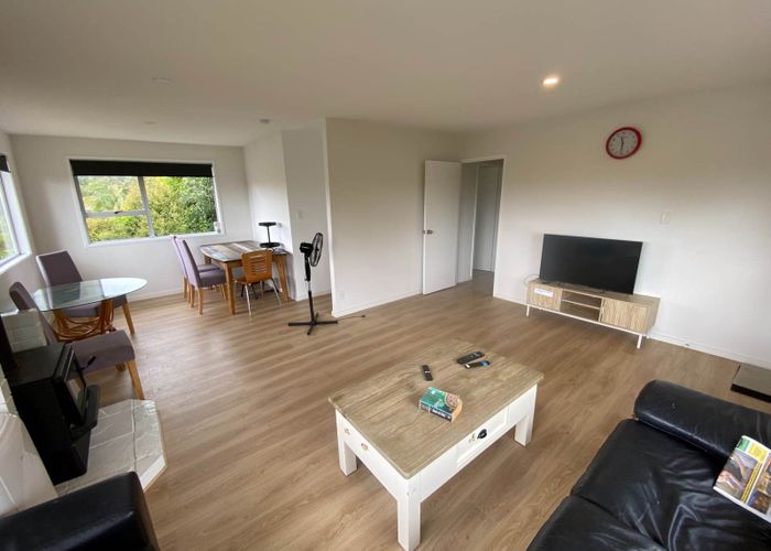  at 1/28 Mannering Place, Hillcrest, North Shore City, Auckland